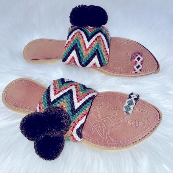 🇨🇴🦋 Handwoven Wayuu Sandals - Picture 1 of 10